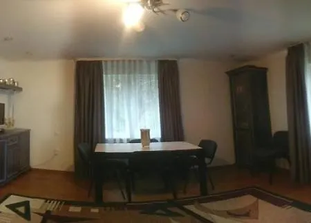 затишок Quarto em Acomodações Particulares