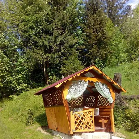 затишок Quarto em Acomodações Particulares Yaremche